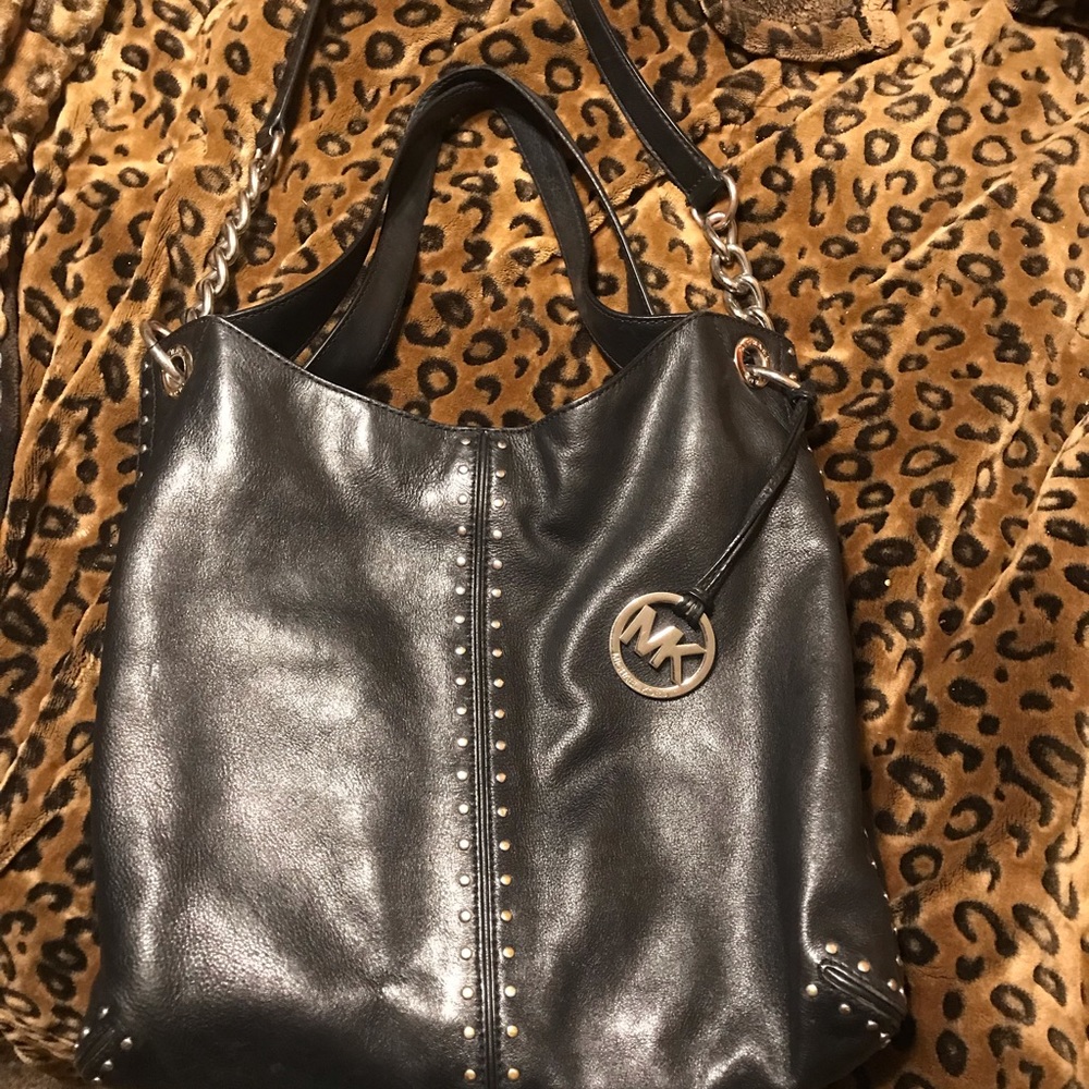 ***SOLD*** Michael Kors Astor Large Shoulder Bag